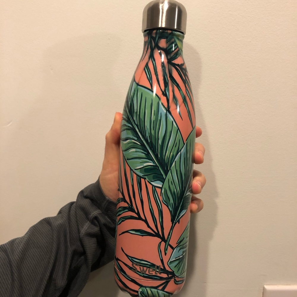 Leaf print Swell bottle
